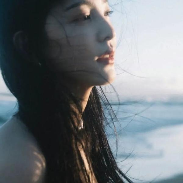 飞渡卷云山